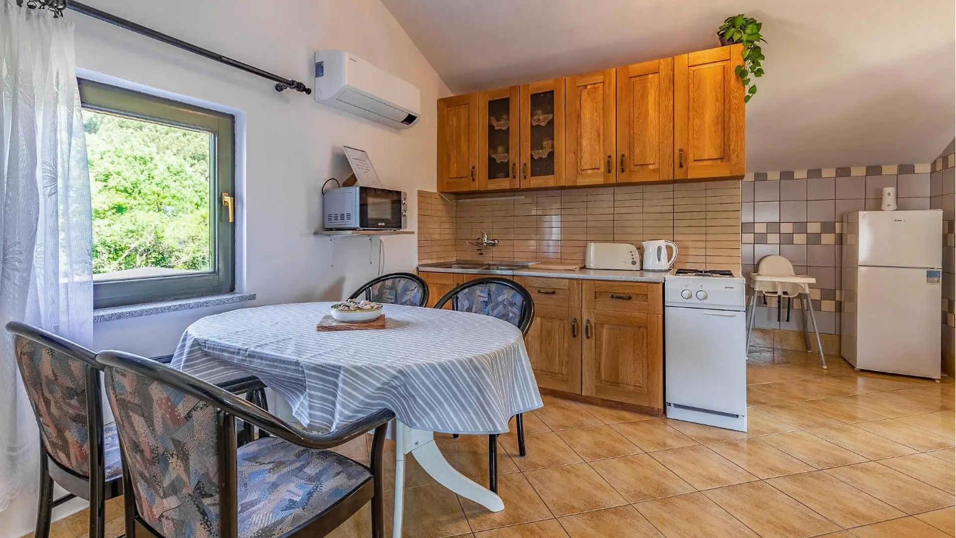 Stunning Apartment In Medulin With Wifi