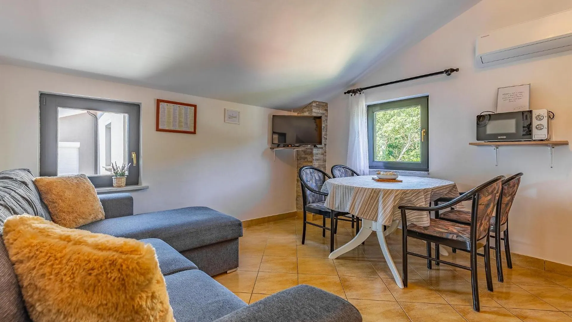Stunning Apartment In Medulin With Wifi